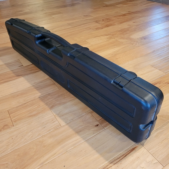Daniel Defense Factory Hard Rifle Case With Dual Padding - Picture 5 of 11